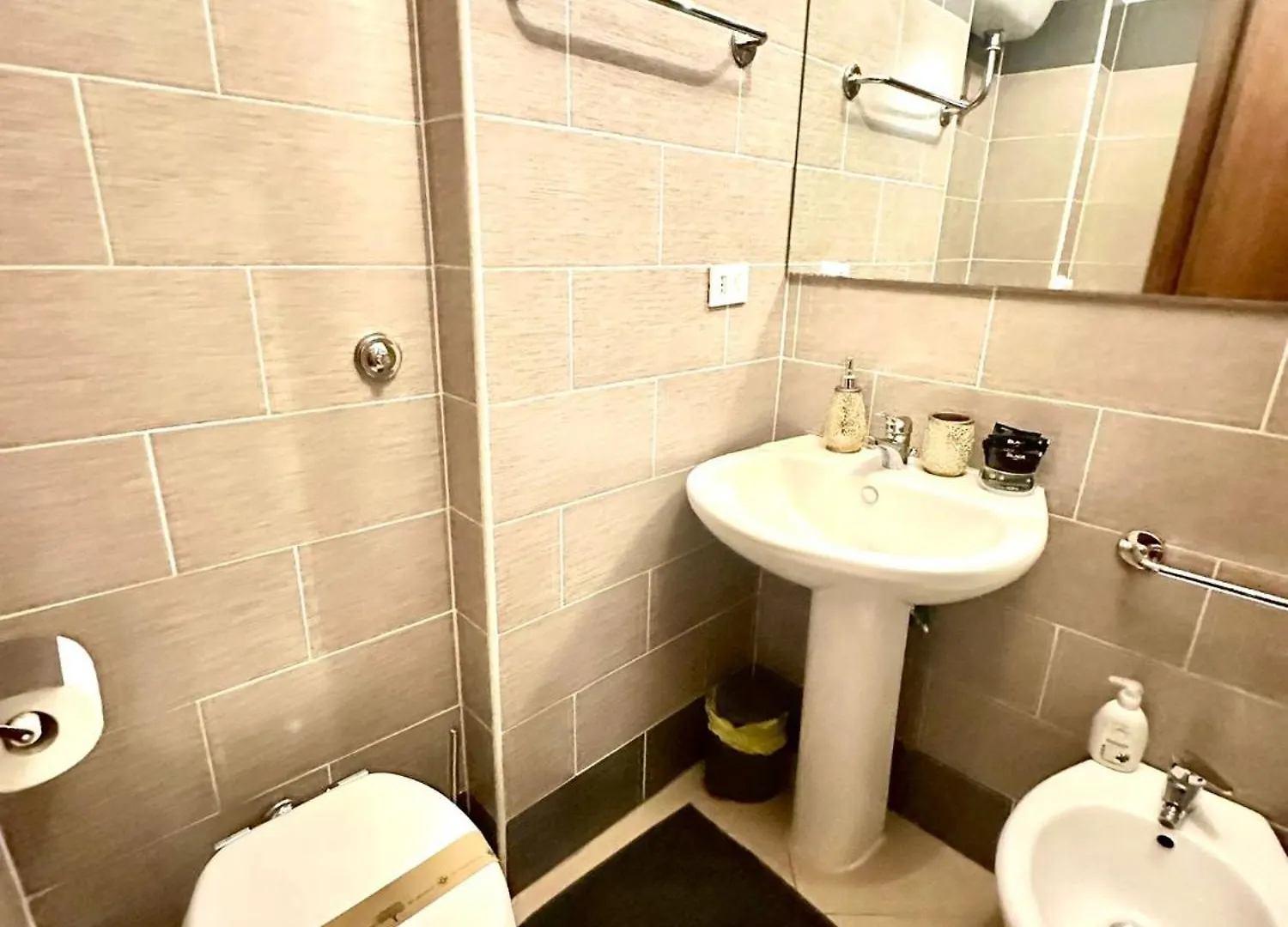 Apartament 150 Meters From The Colosseum - Appartmento Gladiatore Włochy